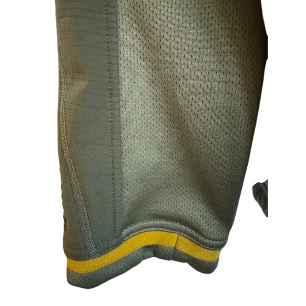 Men's Green Performance Jacket - Picture 2 of 12